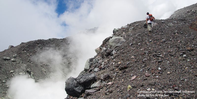 Gama Lama Volcano, at ternate island. this if eruption made Vulcanian eruption also produce of pyroclastic flow